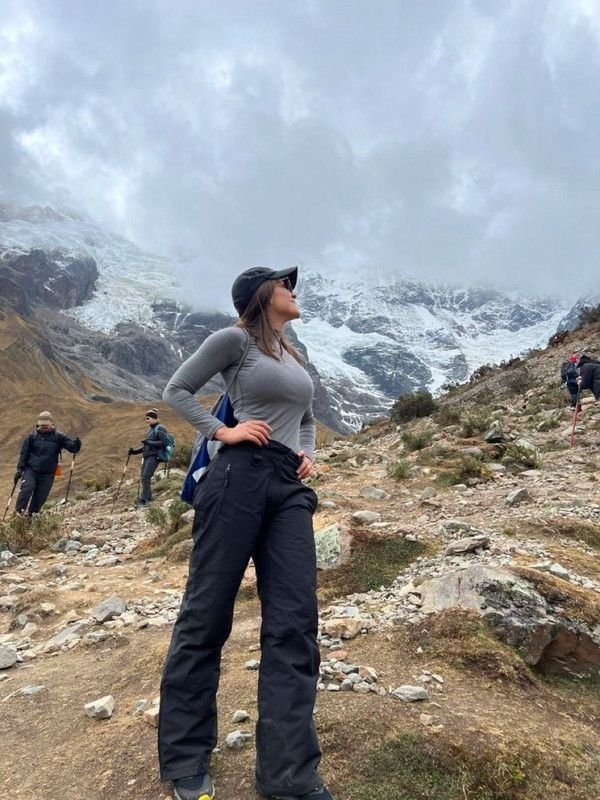 señora turistica normal